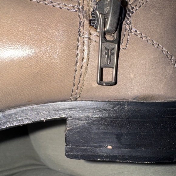 NWT Frye Marissa Inside Zip Boots - Olive Green - Size 8 - Rare Color Western - Picture 15 of 15